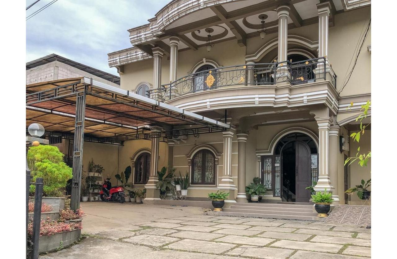 Sinar Hotel Enrekang Exterior foto